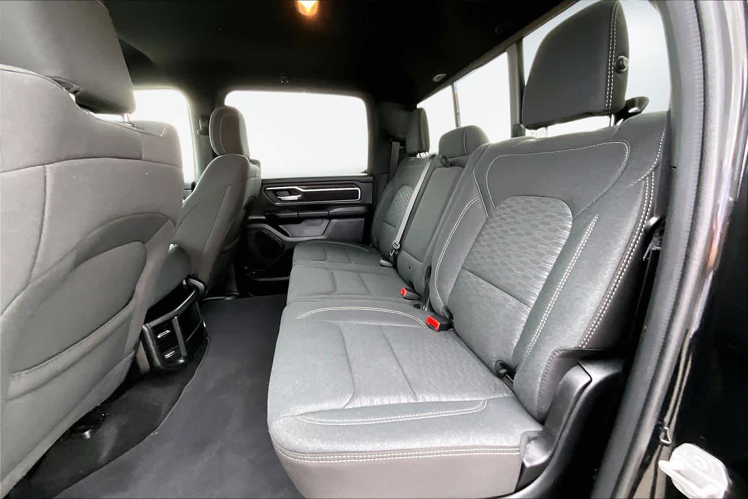 Thumbnail: 2025 RAM 1500 - 28