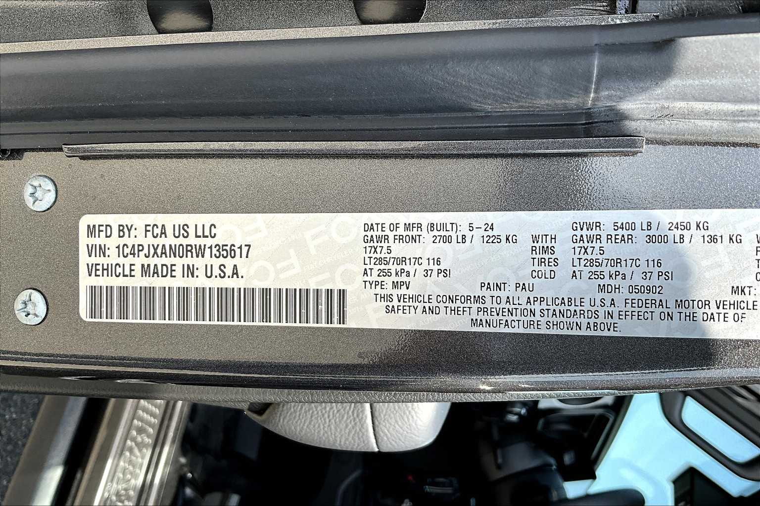 2024 Jeep Wrangler Sport 16