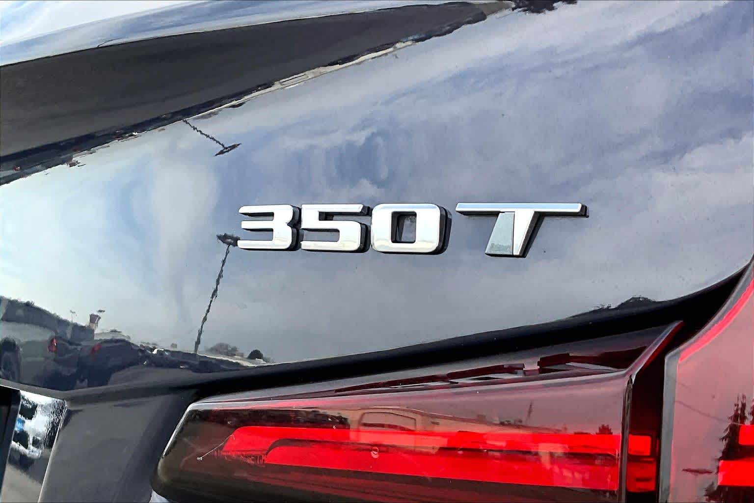 Thumbnail: 2024 Cadillac XT4 - 7