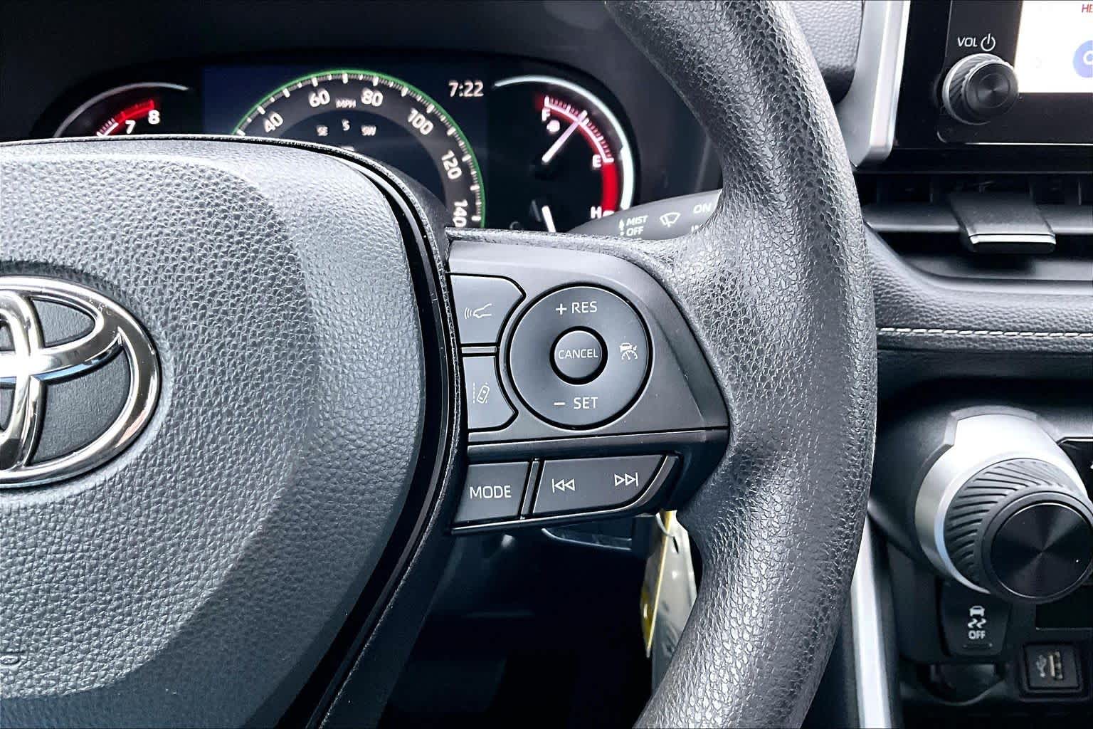 Thumbnail: 2024 Toyota RAV4 - 25