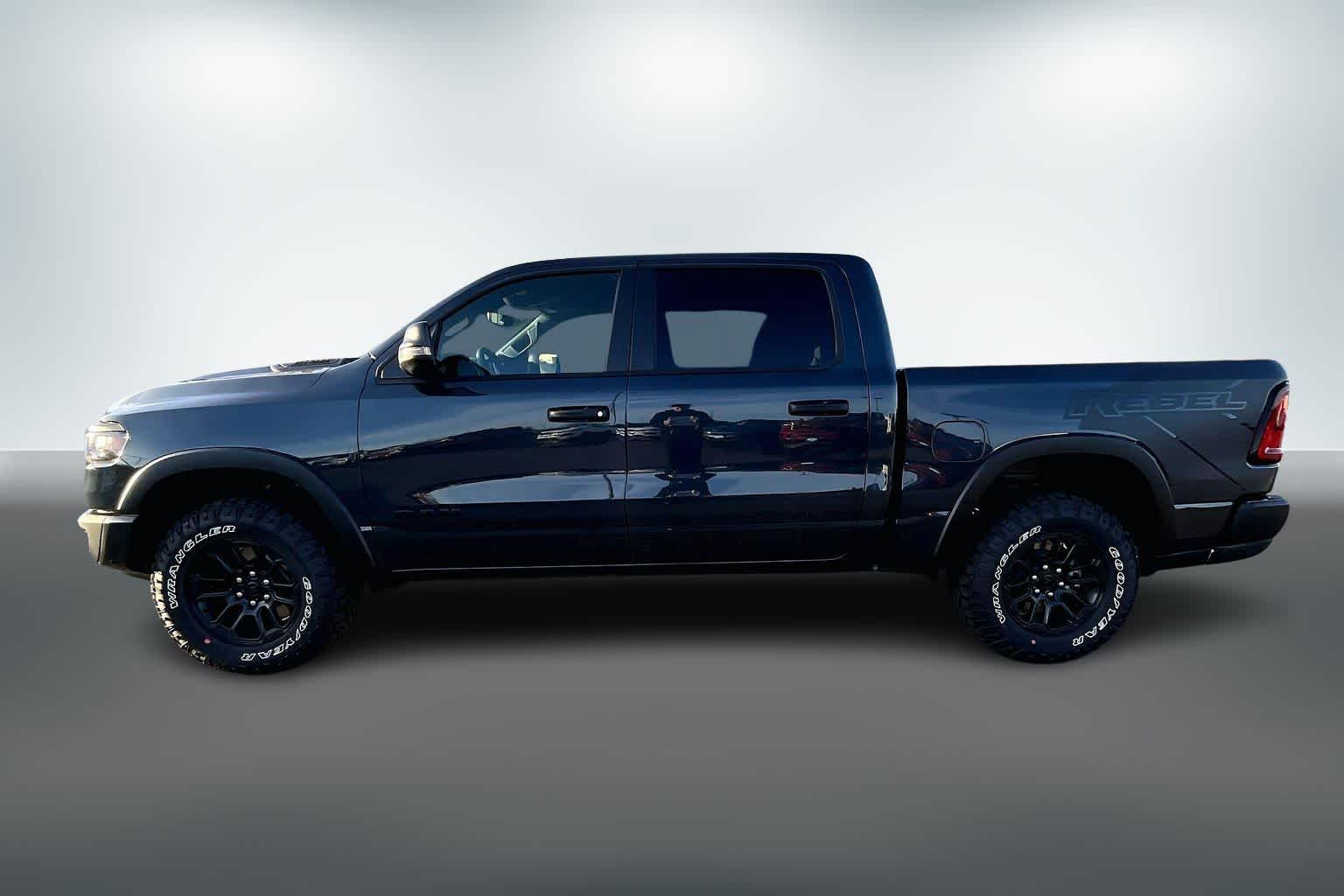 Thumbnail: 2026 RAM 1500 - 3