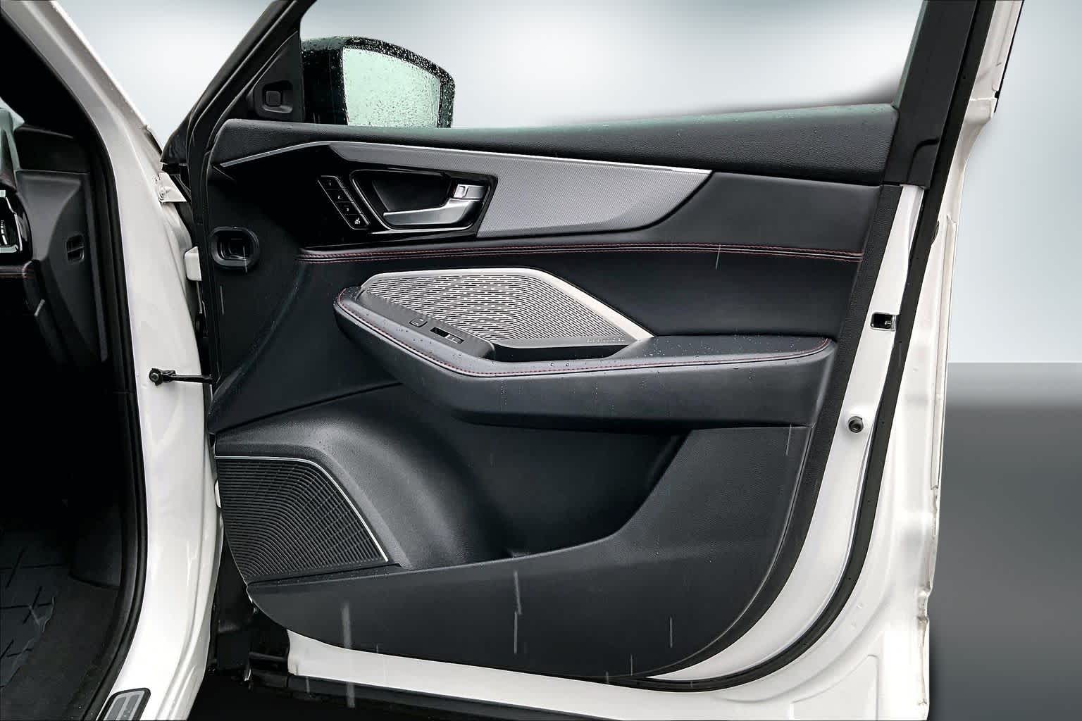 Thumbnail: 2023 Acura MDX - 28