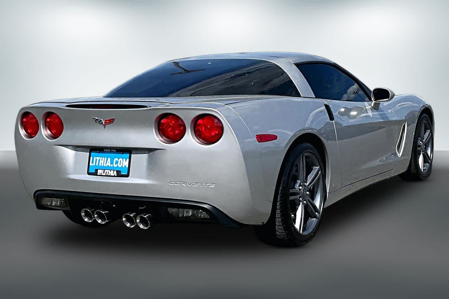 Thumbnail: 2008 Chevrolet Corvette - 18