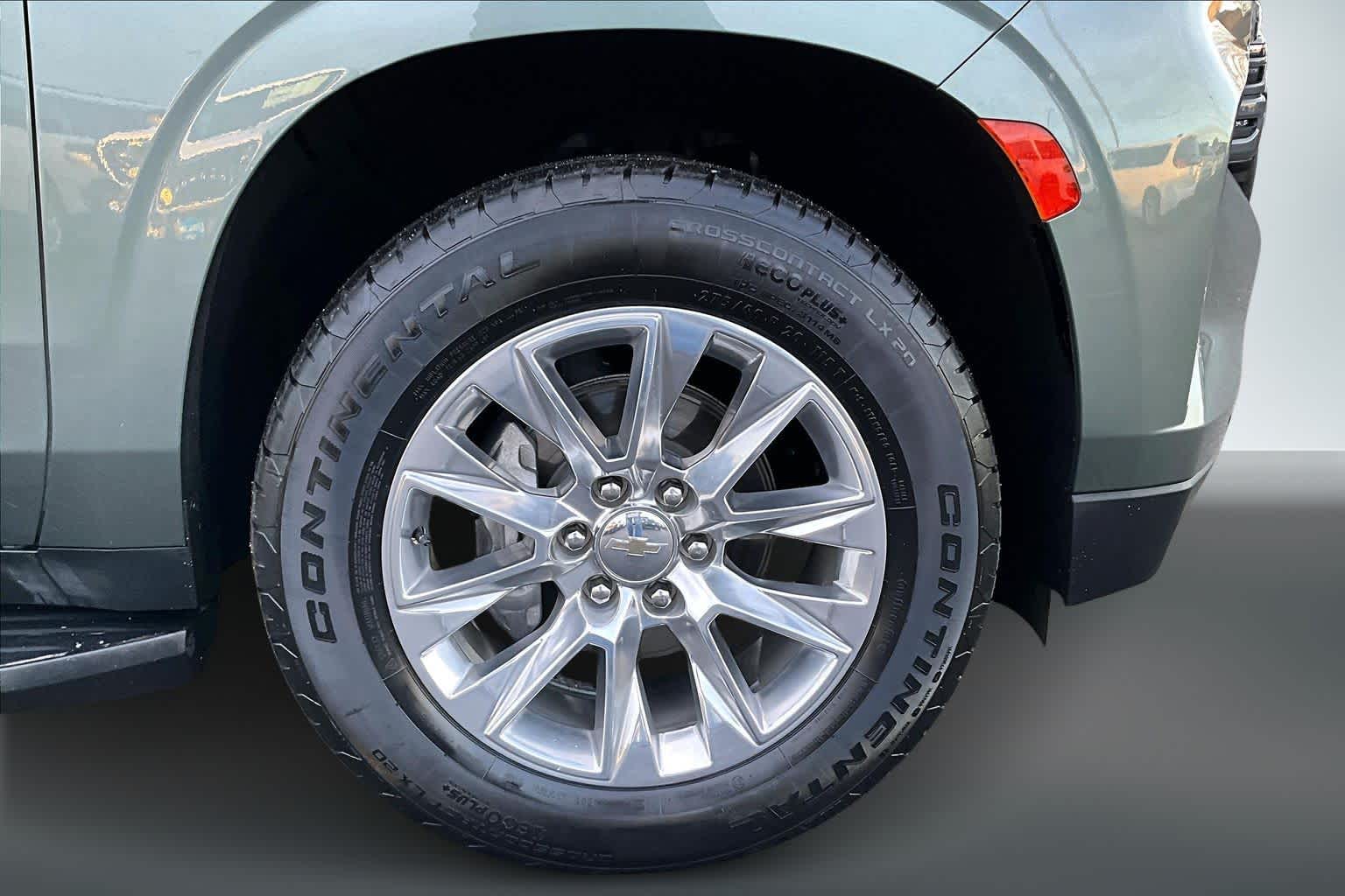 Thumbnail: 2023 Chevrolet Suburban - 36