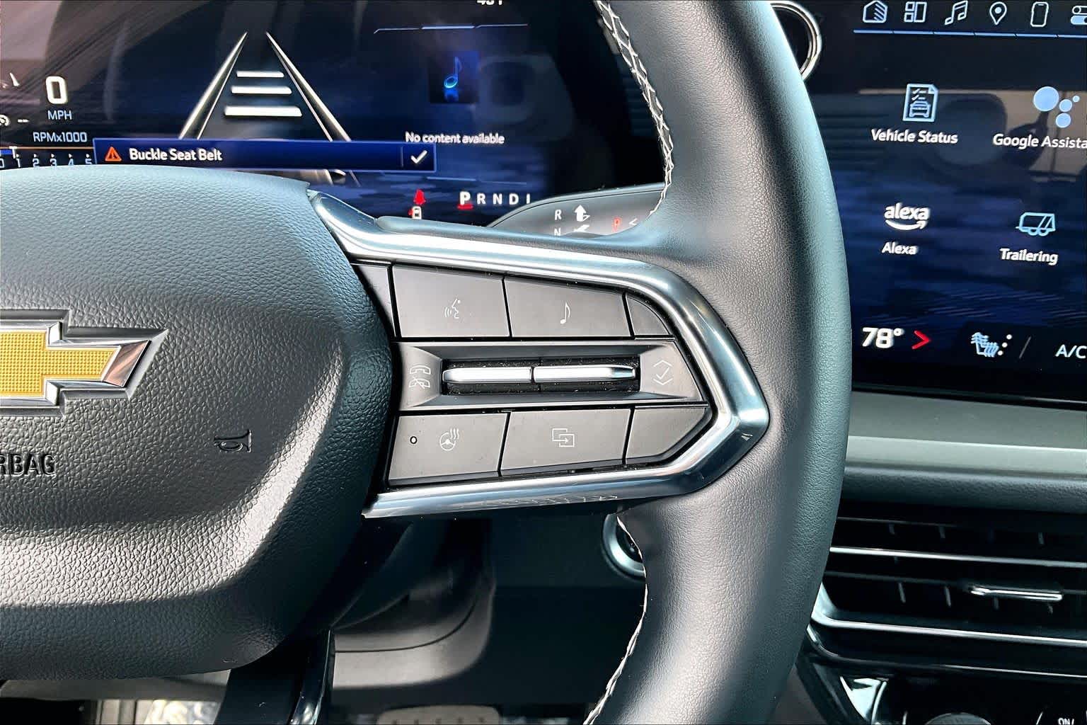 Thumbnail: 2025 Chevrolet Traverse - 25