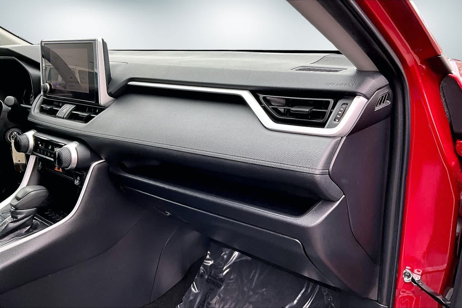 Thumbnail: 2024 Toyota RAV4 - 23