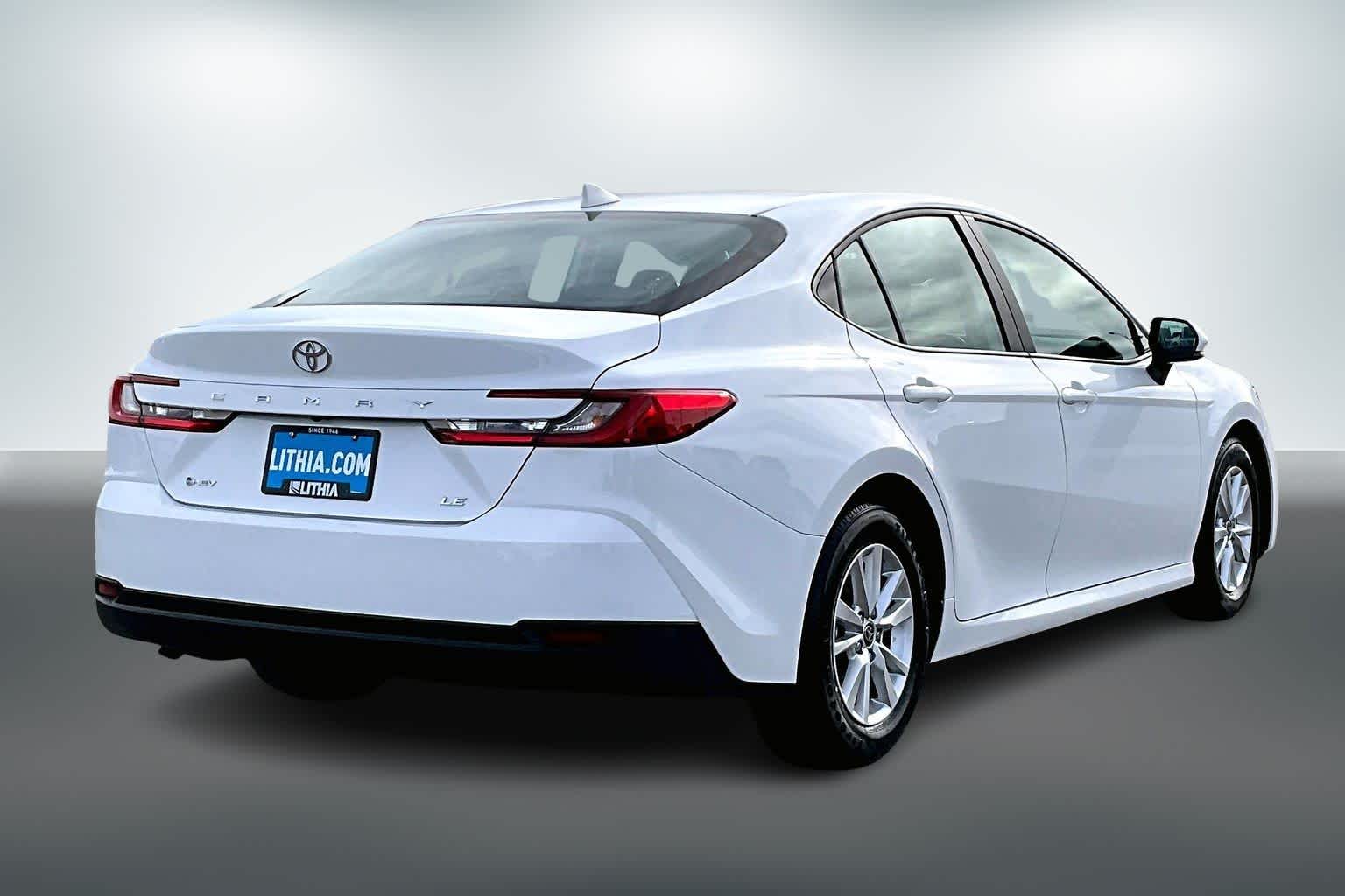 Thumbnail: 2025 Toyota Camry - 22