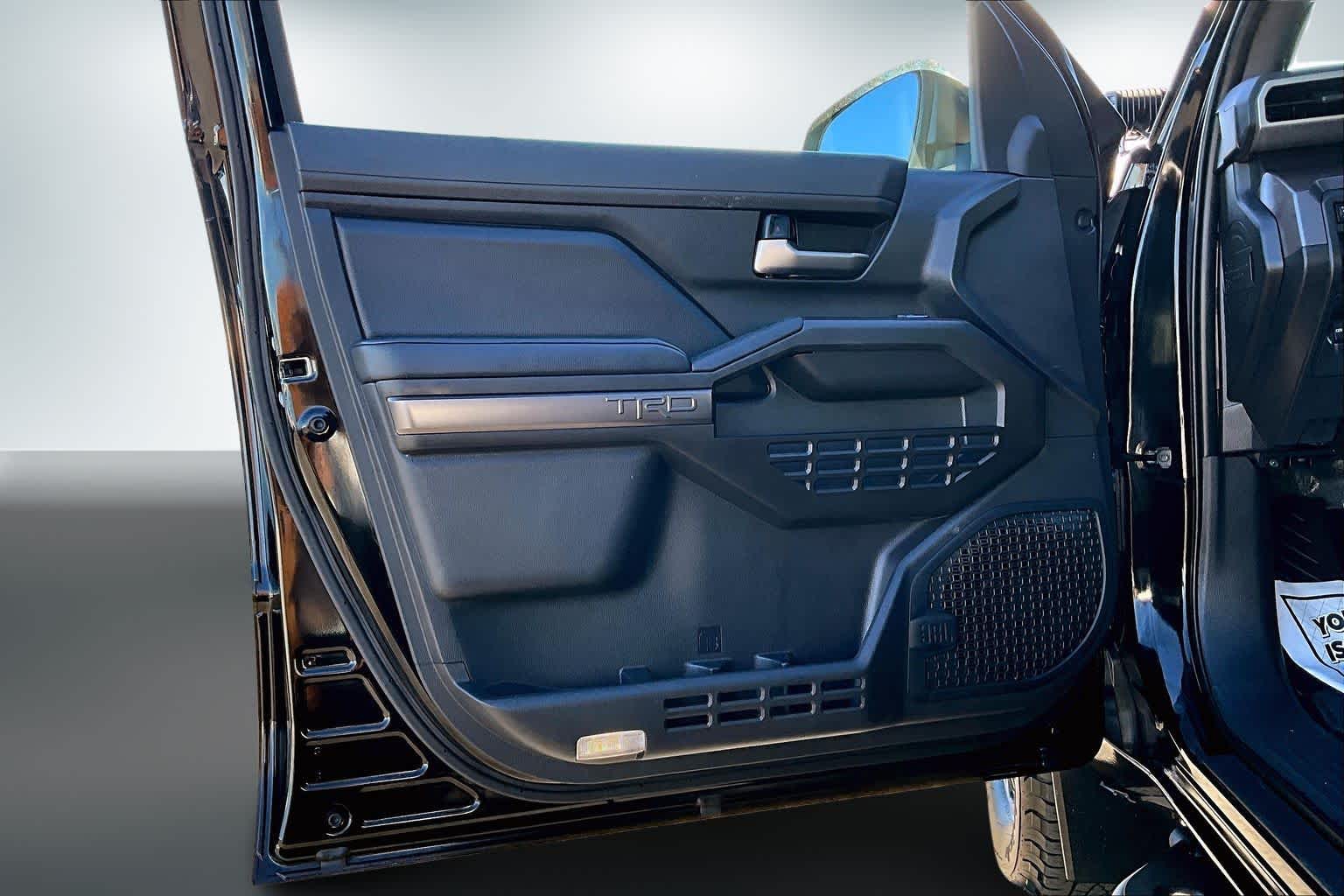 Thumbnail: 2024 Toyota Tacoma - 27