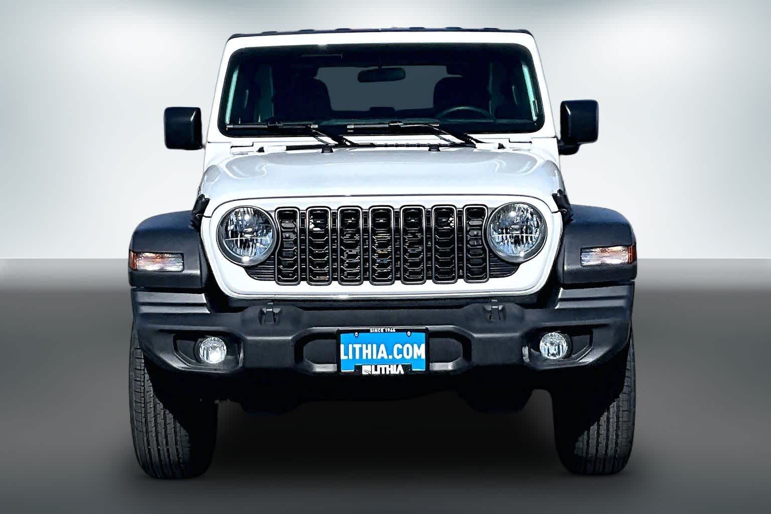 Thumbnail: 2026 Jeep Wrangler - 6