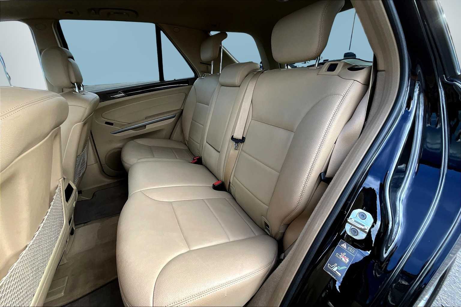 Thumbnail: 2011 Mercedes-Benz M-Class - 29