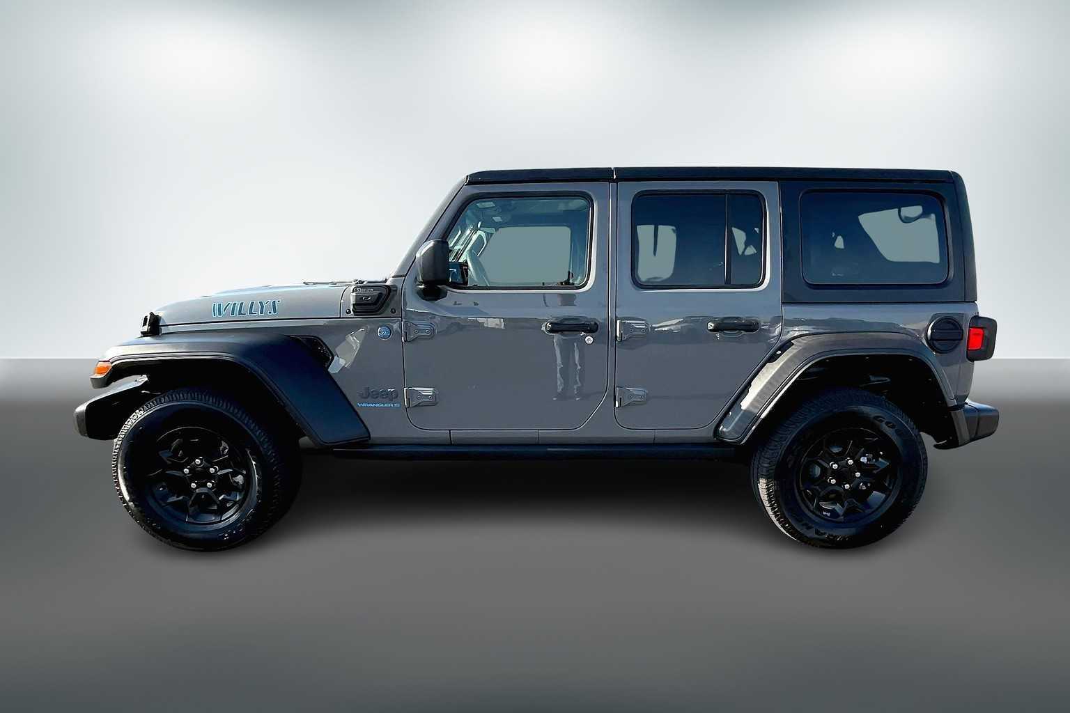 Thumbnail: 2023 Jeep Wrangler - 3