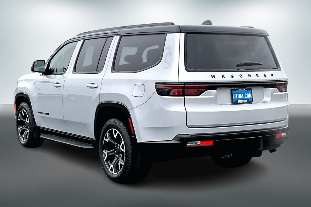 New 2025 Jeep Wagoneer OVERLAND 4X4 Sport Utility