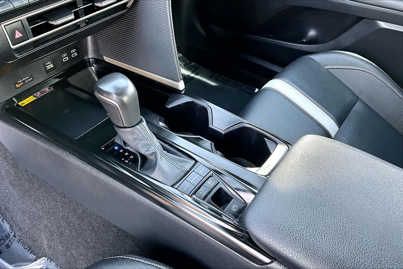 Thumbnail: 2025 Toyota Camry - 15