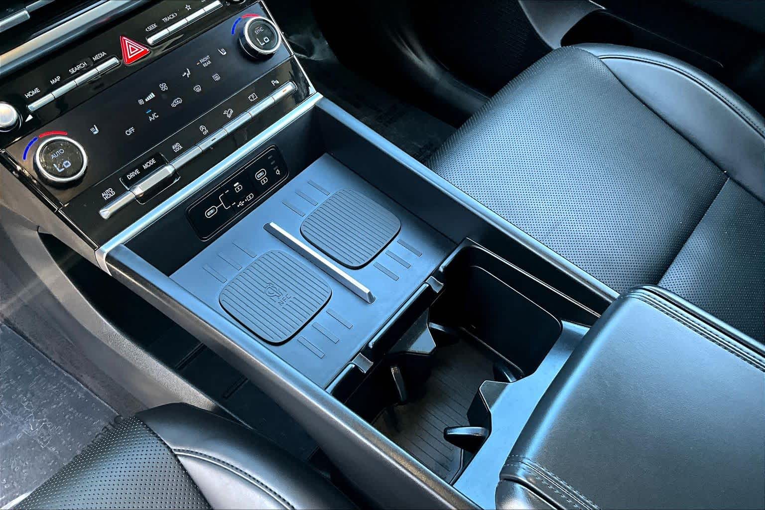 Thumbnail: 2024 Hyundai Santa Fe - 15