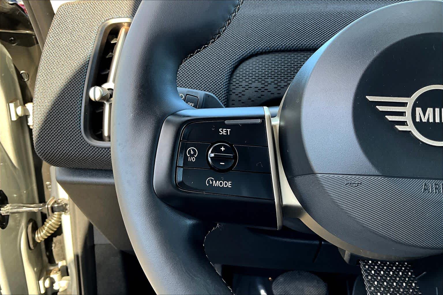 Thumbnail: 2025 MINI Cooper Countryman - 23