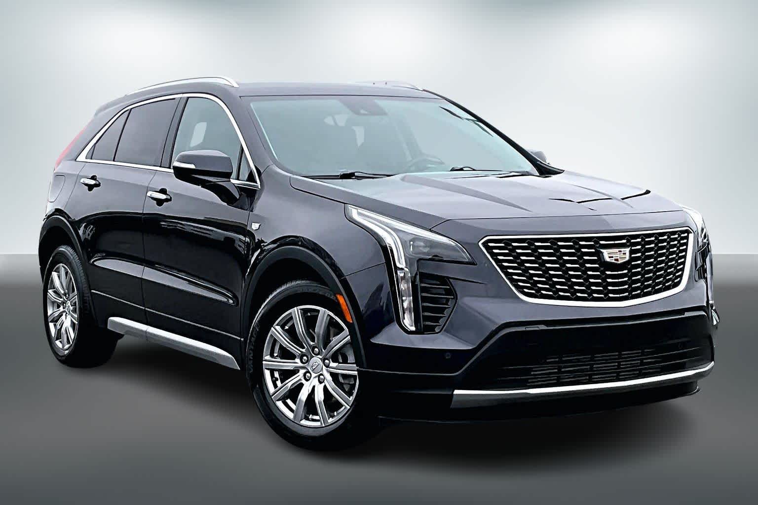 Thumbnail: 2023 Cadillac XT4 - 21