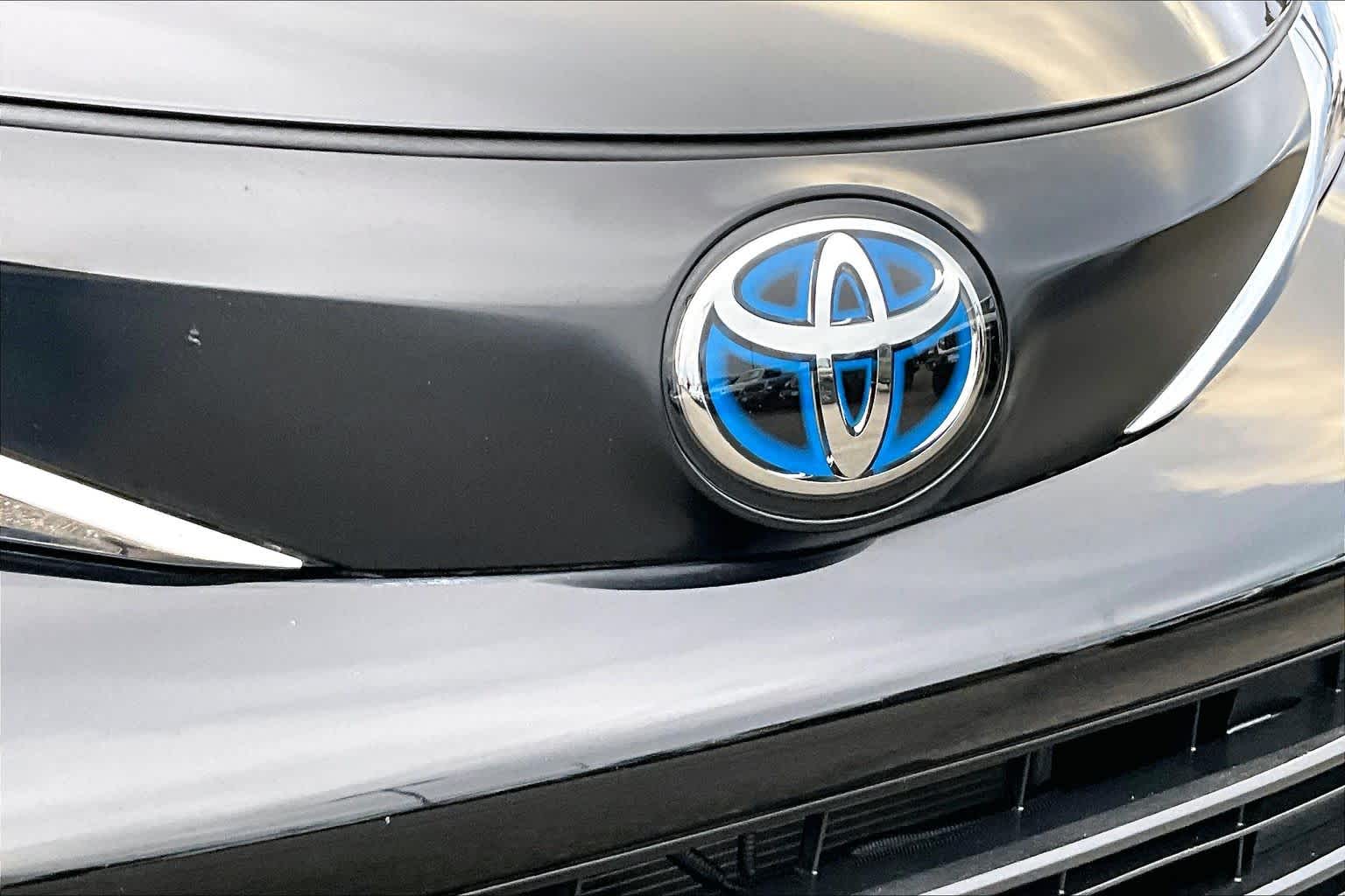 Thumbnail: 2024 Toyota Sienna - 34