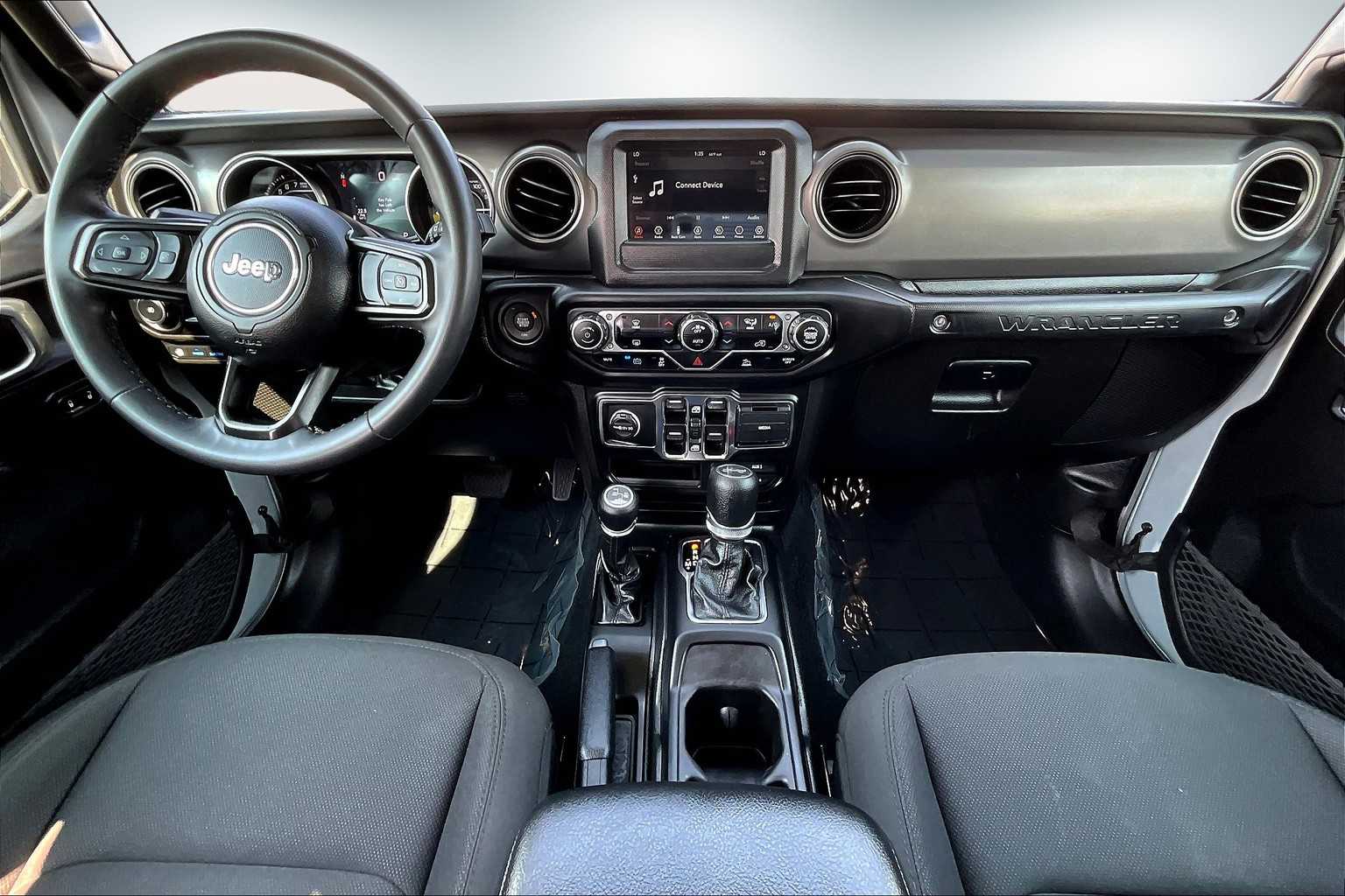 Thumbnail: 2023 Jeep Wrangler - 10