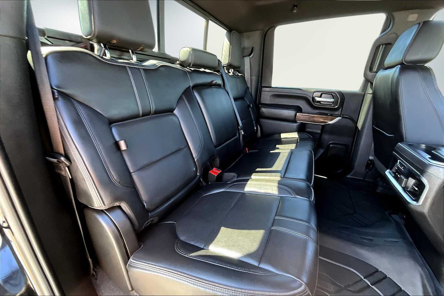 Thumbnail: 2020 Chevrolet Silverado 3500 - 30