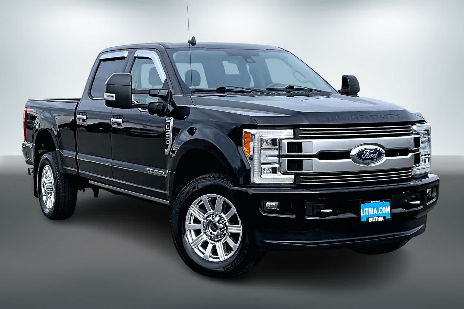 Thumbnail: 2019 Ford Econoline - 19