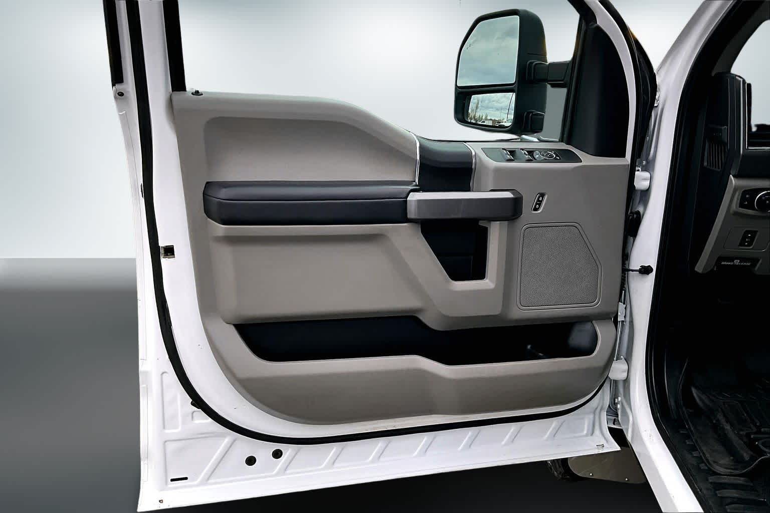 Thumbnail: 2021 Ford Econoline - 26