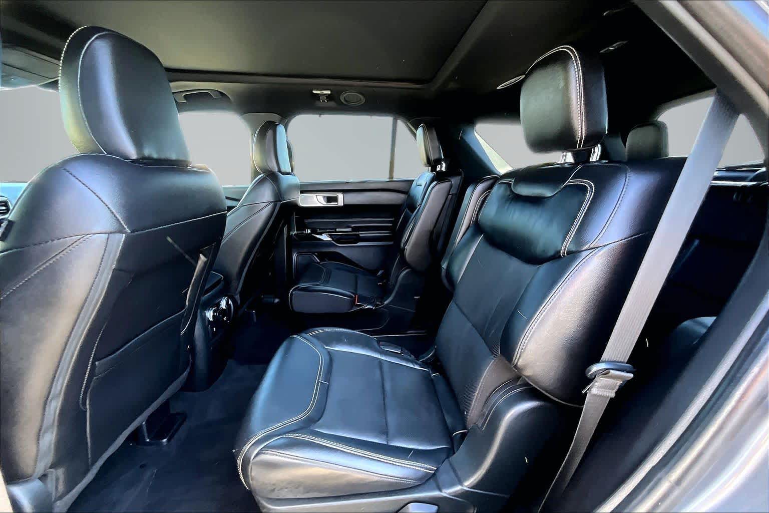 Thumbnail: 2022 Ford Explorer - 29