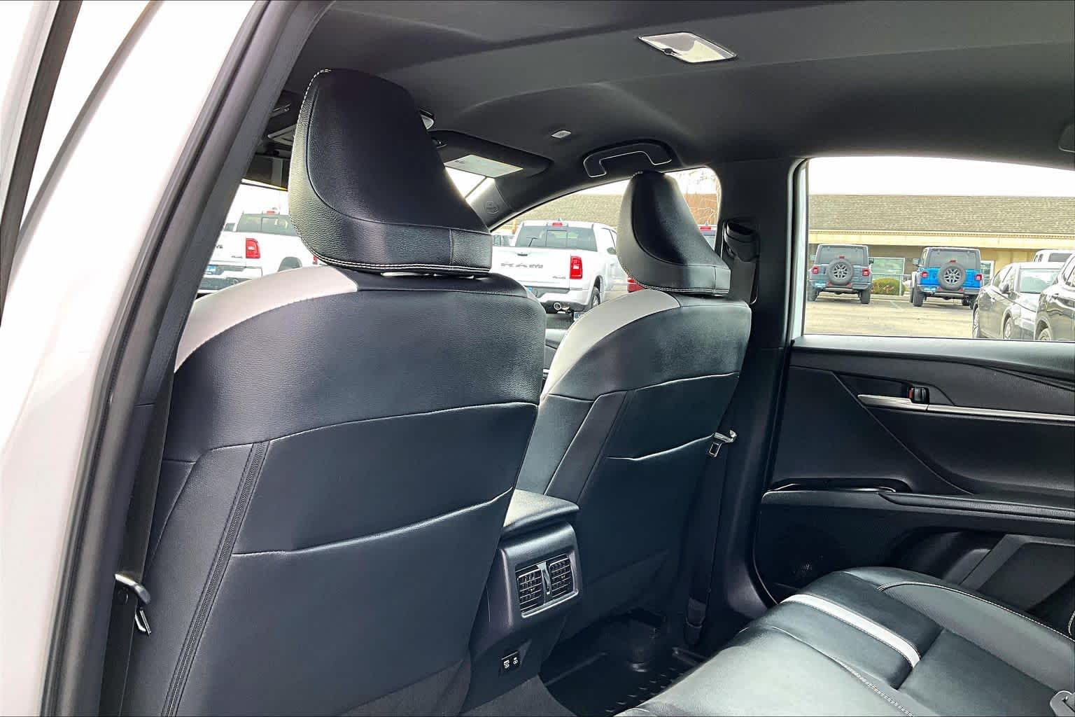 Thumbnail: 2025 Toyota Camry - 12