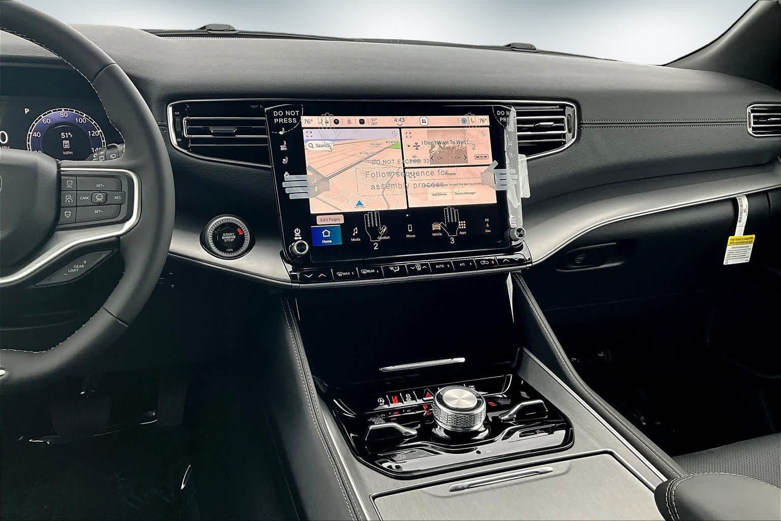 Thumbnail: 2026 Jeep Grand Wagoneer - 16