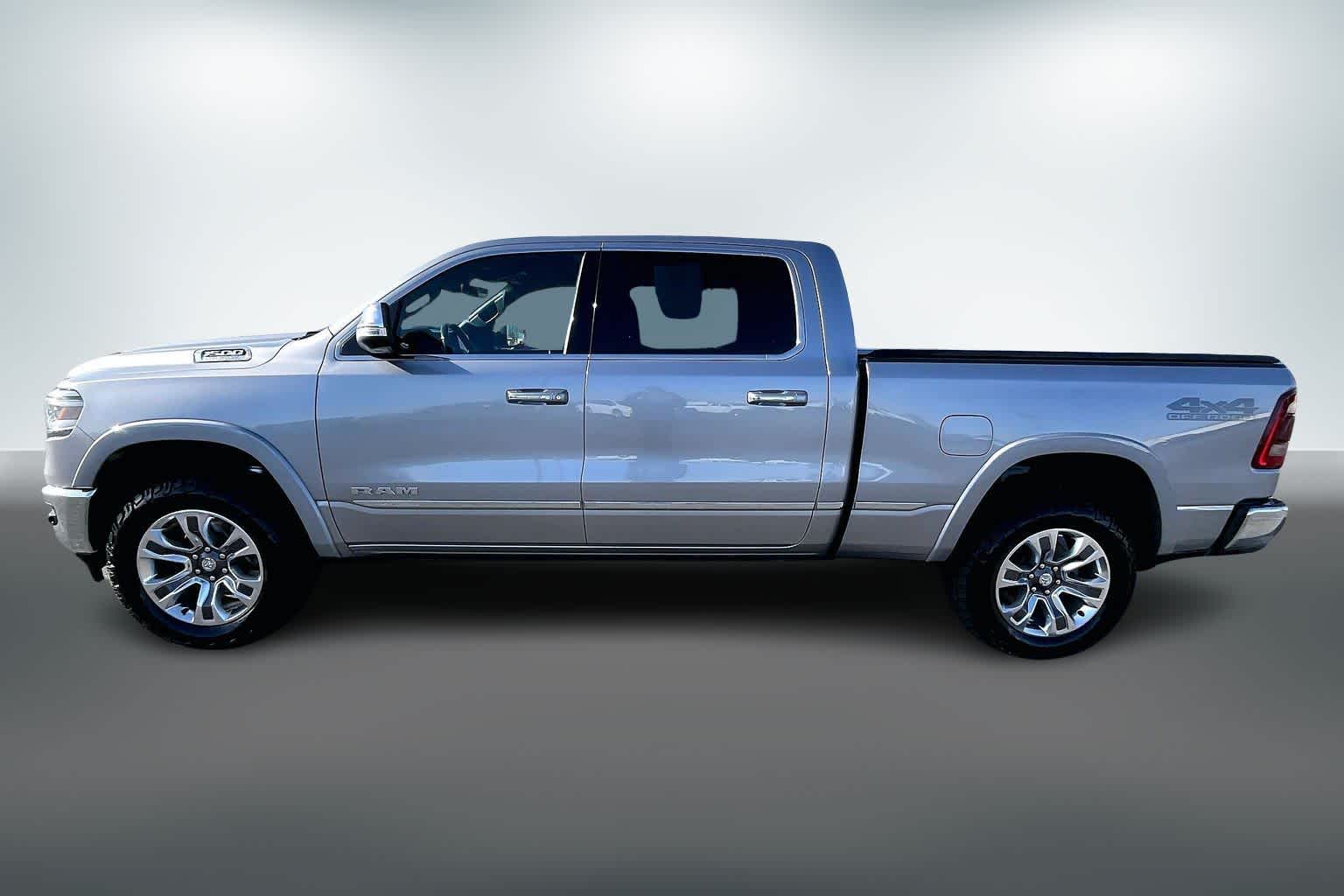 Thumbnail: 2022 RAM 1500 - 3
