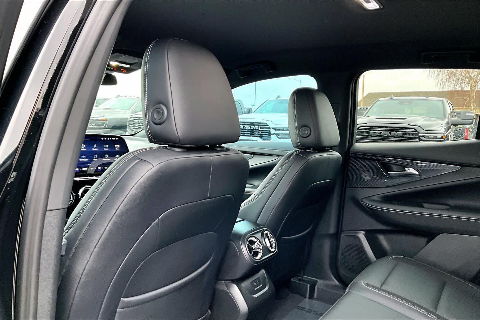 Thumbnail: 2024 Chevrolet Blazer EV - 12