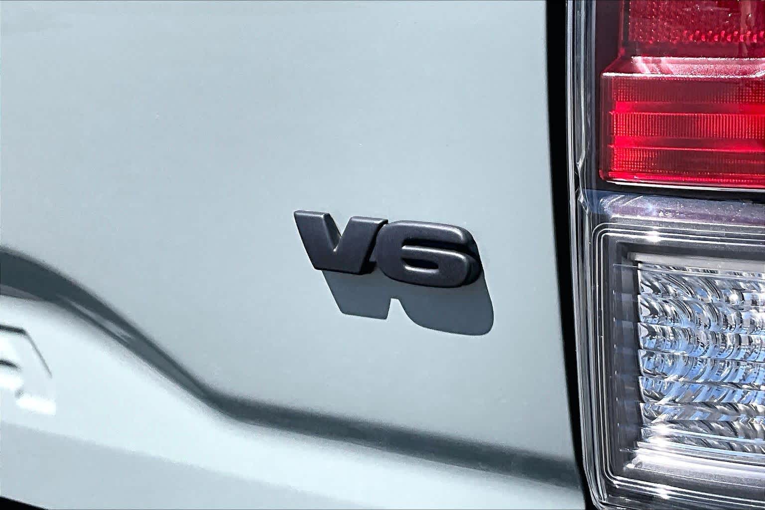 Thumbnail: 2023 Toyota Tacoma - 7