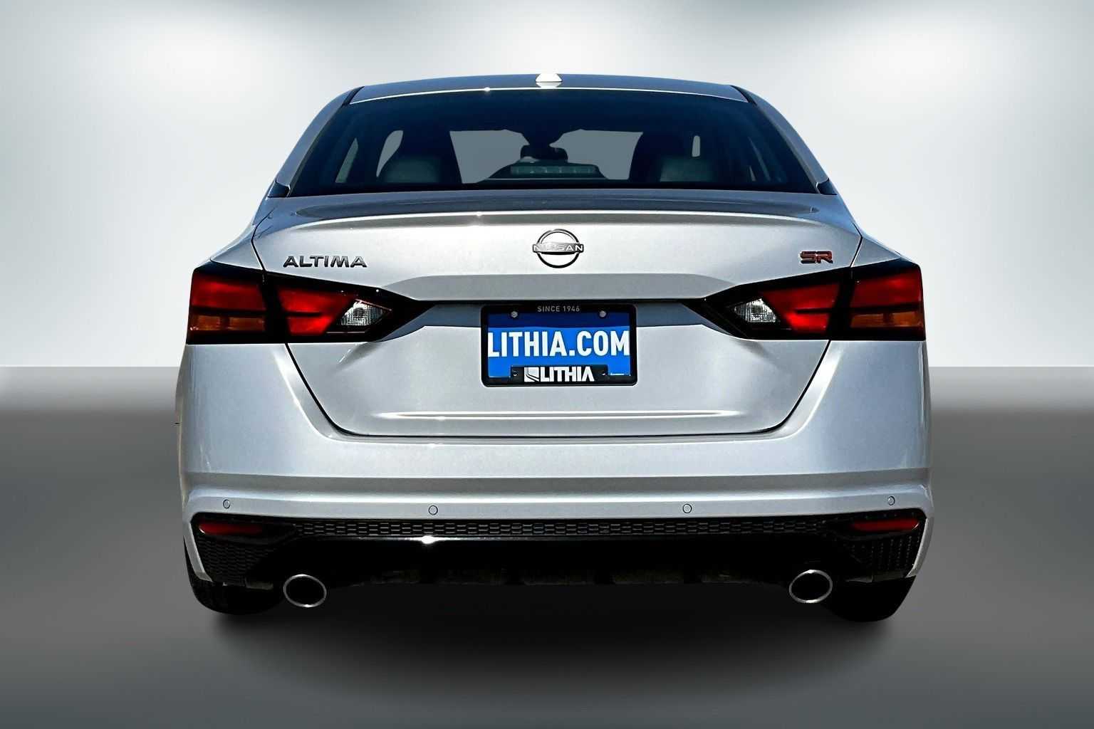 Thumbnail: 2024 Nissan Altima - 4