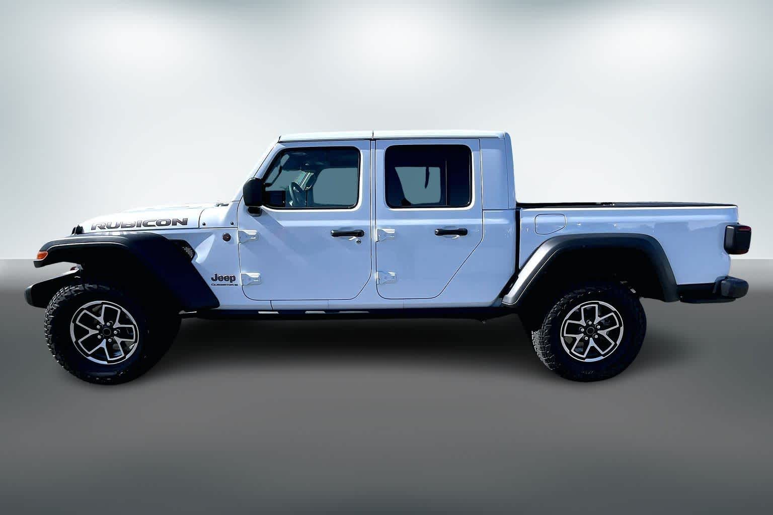 Thumbnail: 2026 Jeep Gladiator - 3