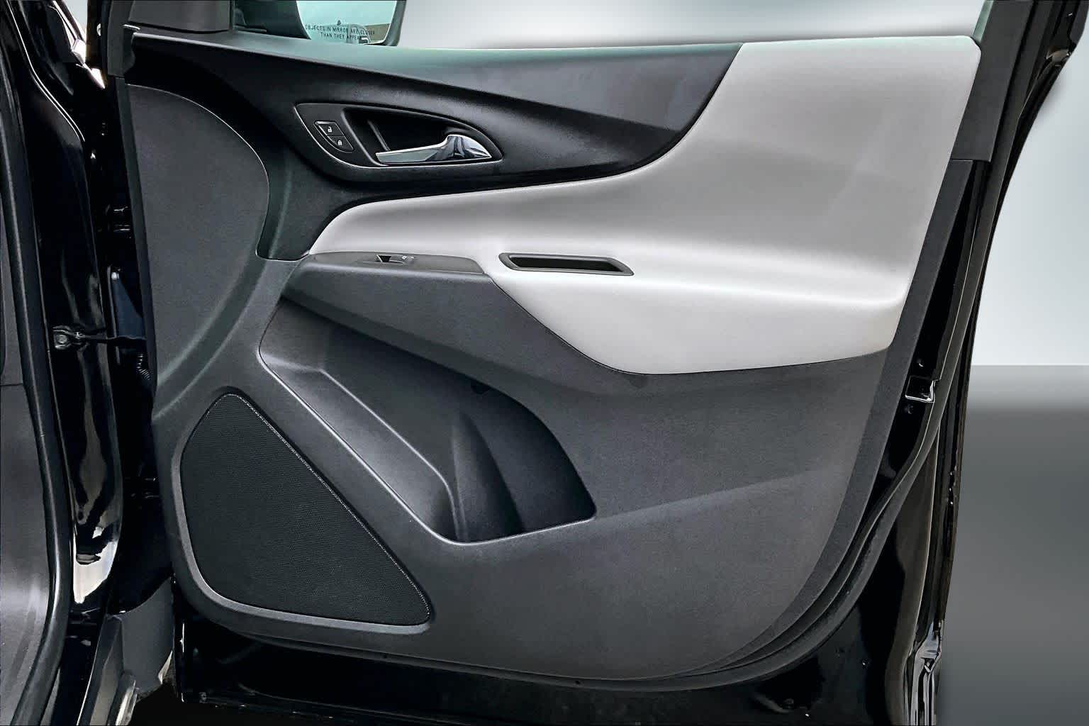 Thumbnail: 2024 Chevrolet Equinox - 28