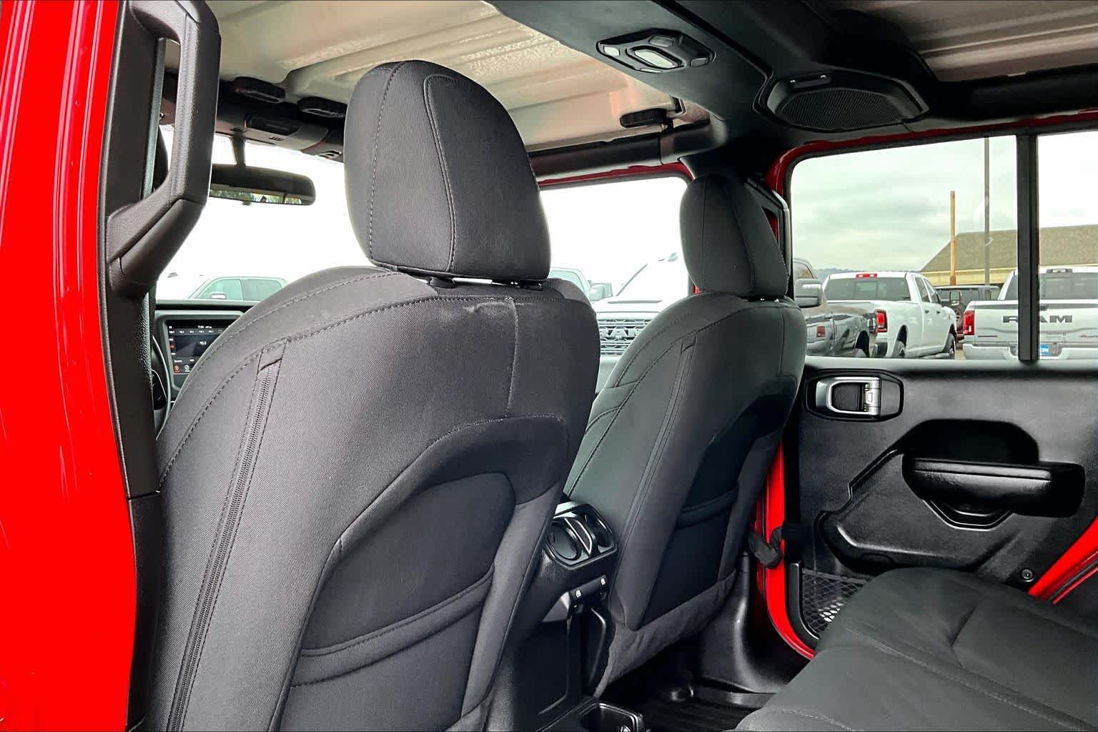 Thumbnail: 2021 Jeep Wrangler - 12