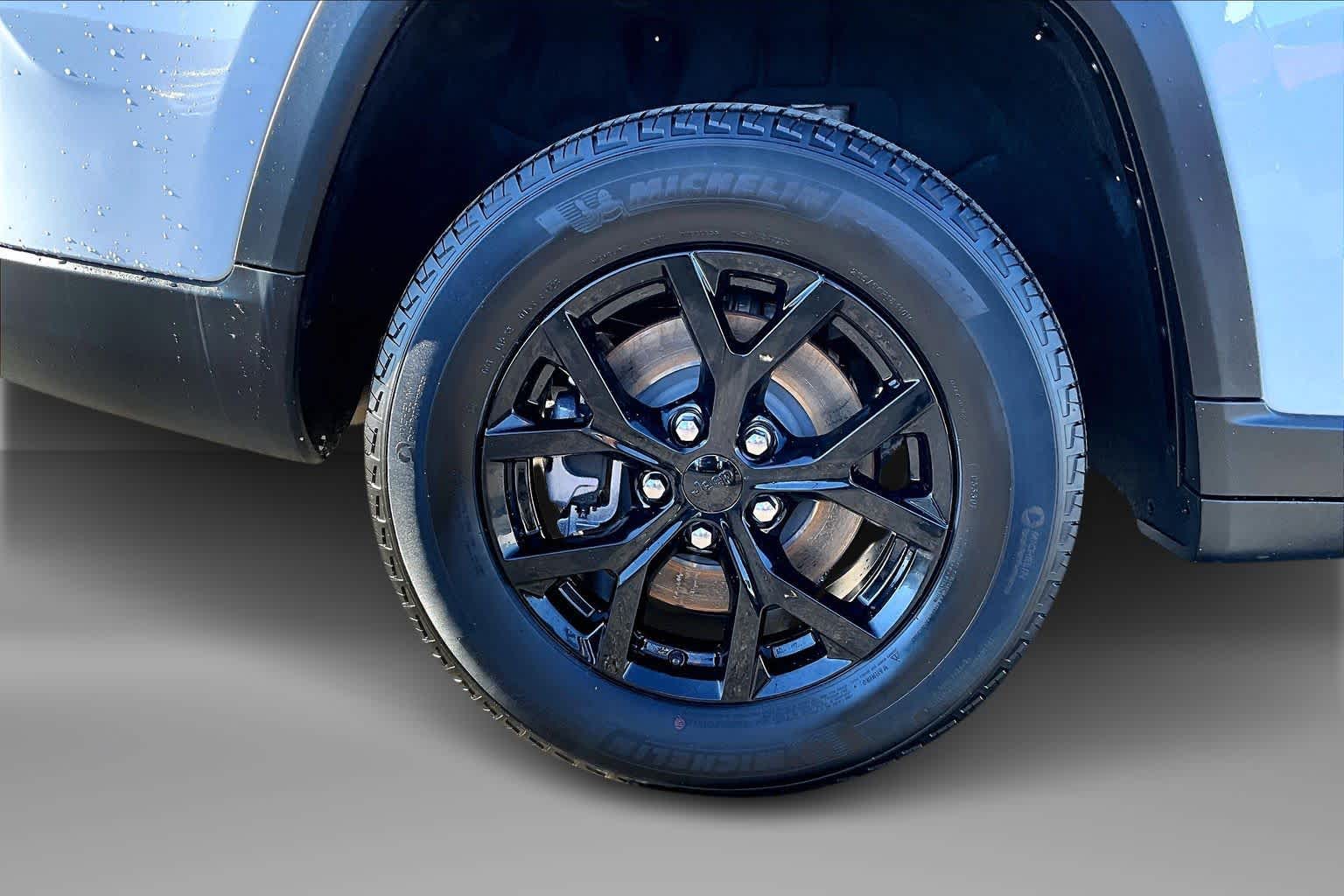 Thumbnail: 2024 Jeep Grand Cherokee L - 37