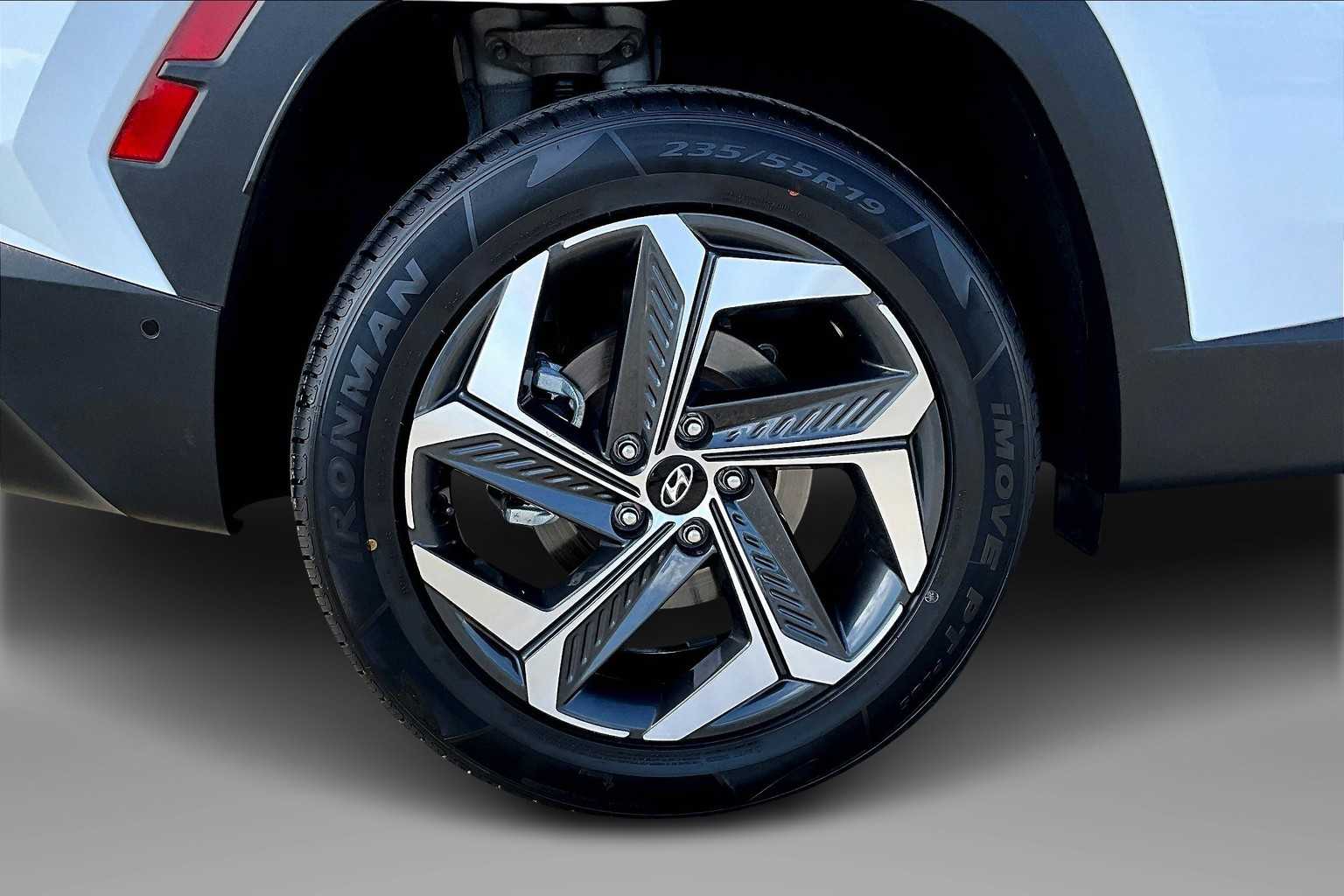 Thumbnail: 2022 Hyundai Tucson - 36