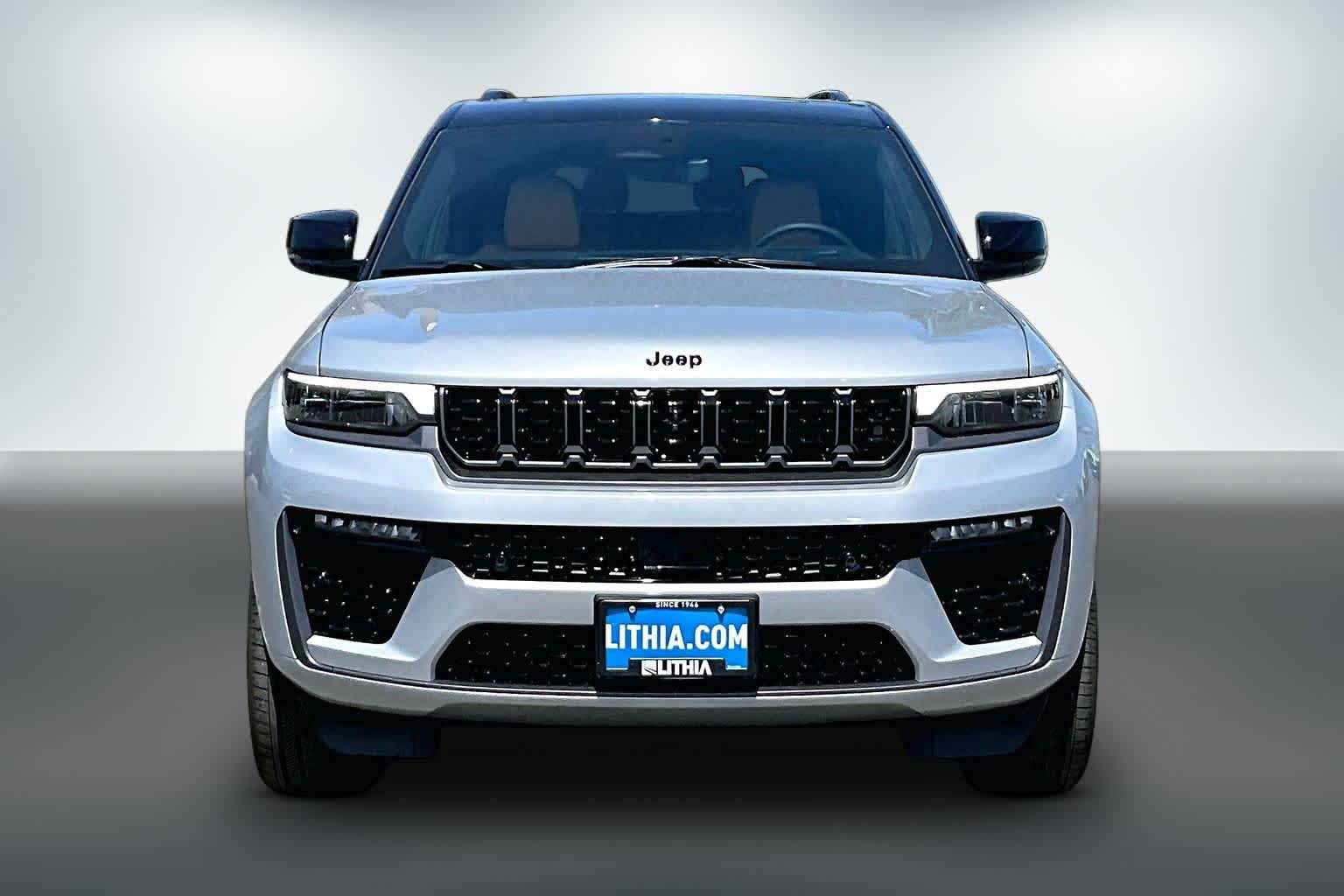 Thumbnail: 2026 Jeep Grand Cherokee - 6