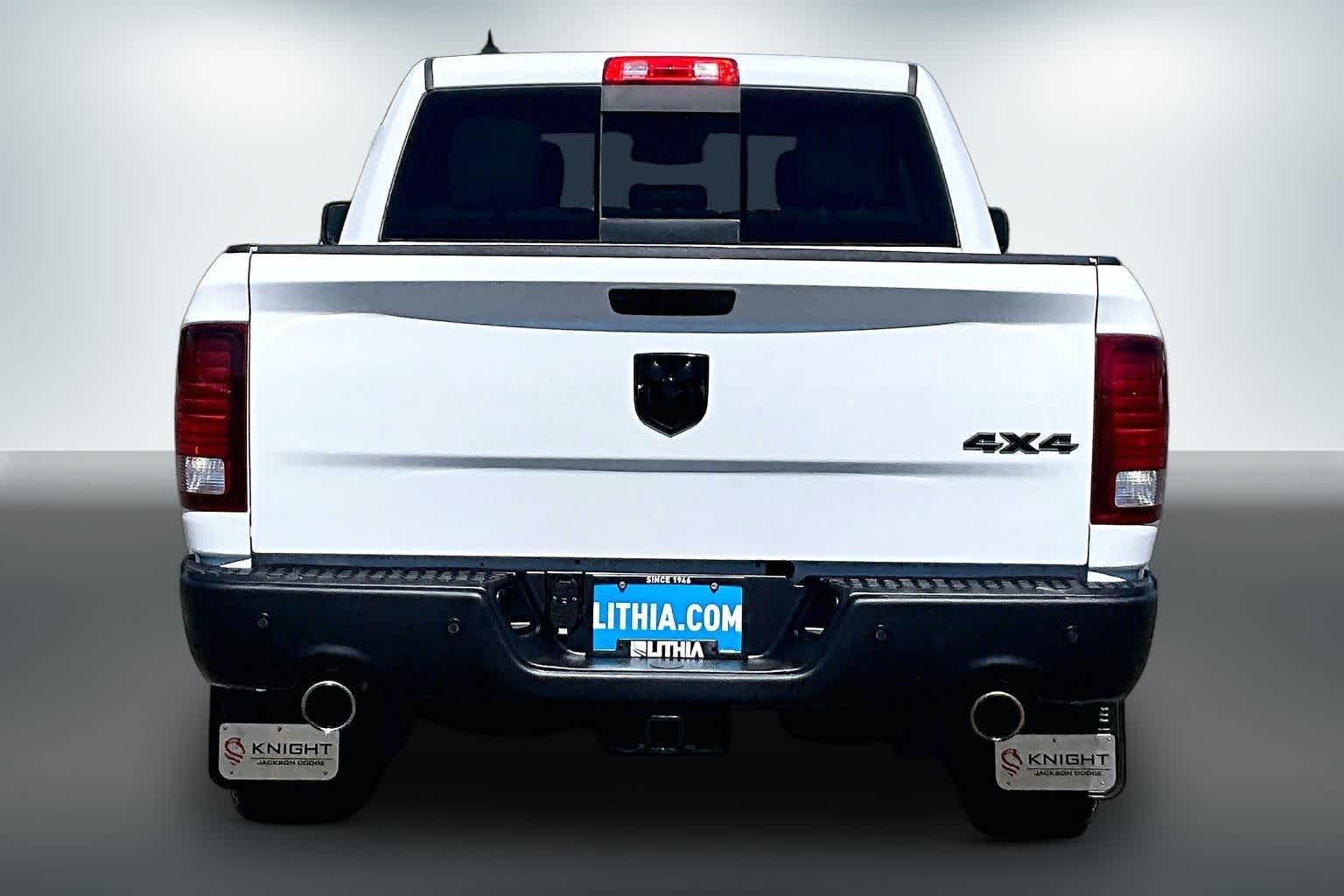 Thumbnail: 2019 RAM 1500 Classic - 5