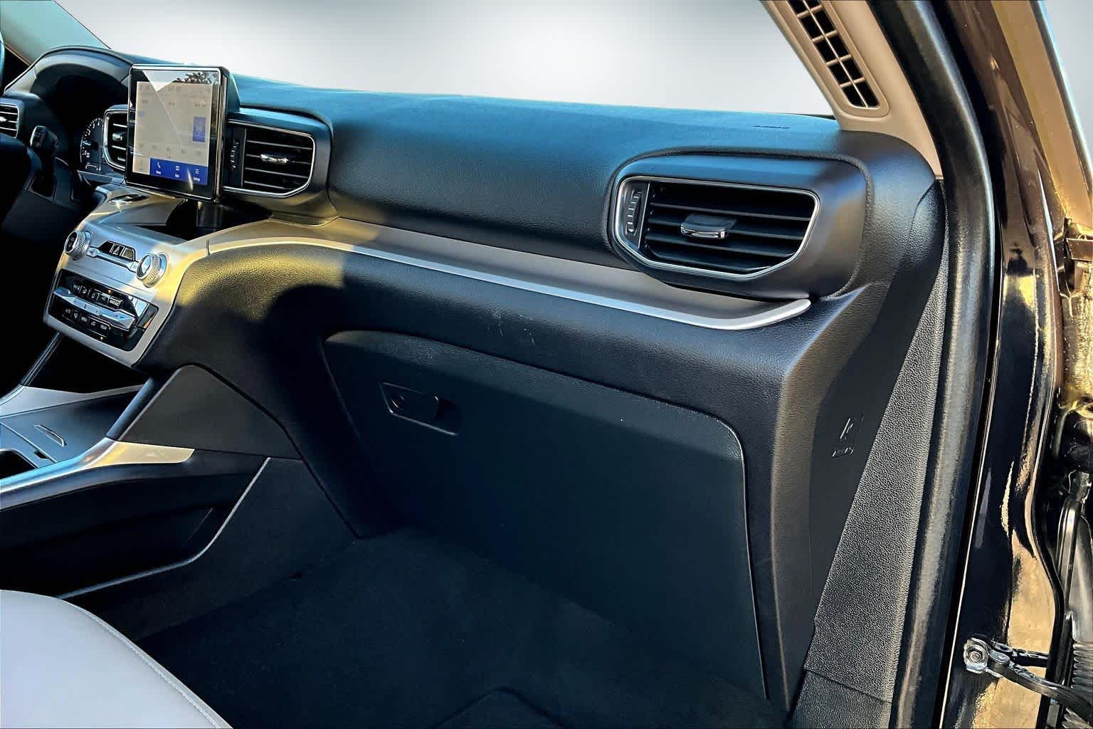 Thumbnail: 2023 Ford Explorer - 23