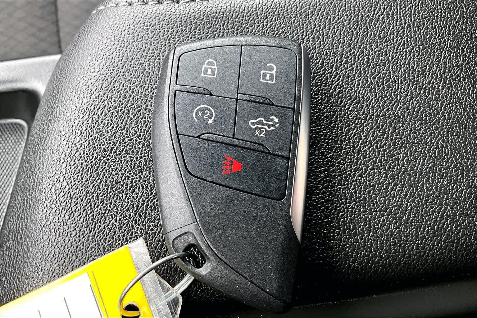 Thumbnail: 2025 Chevrolet Silverado 3500 - 18