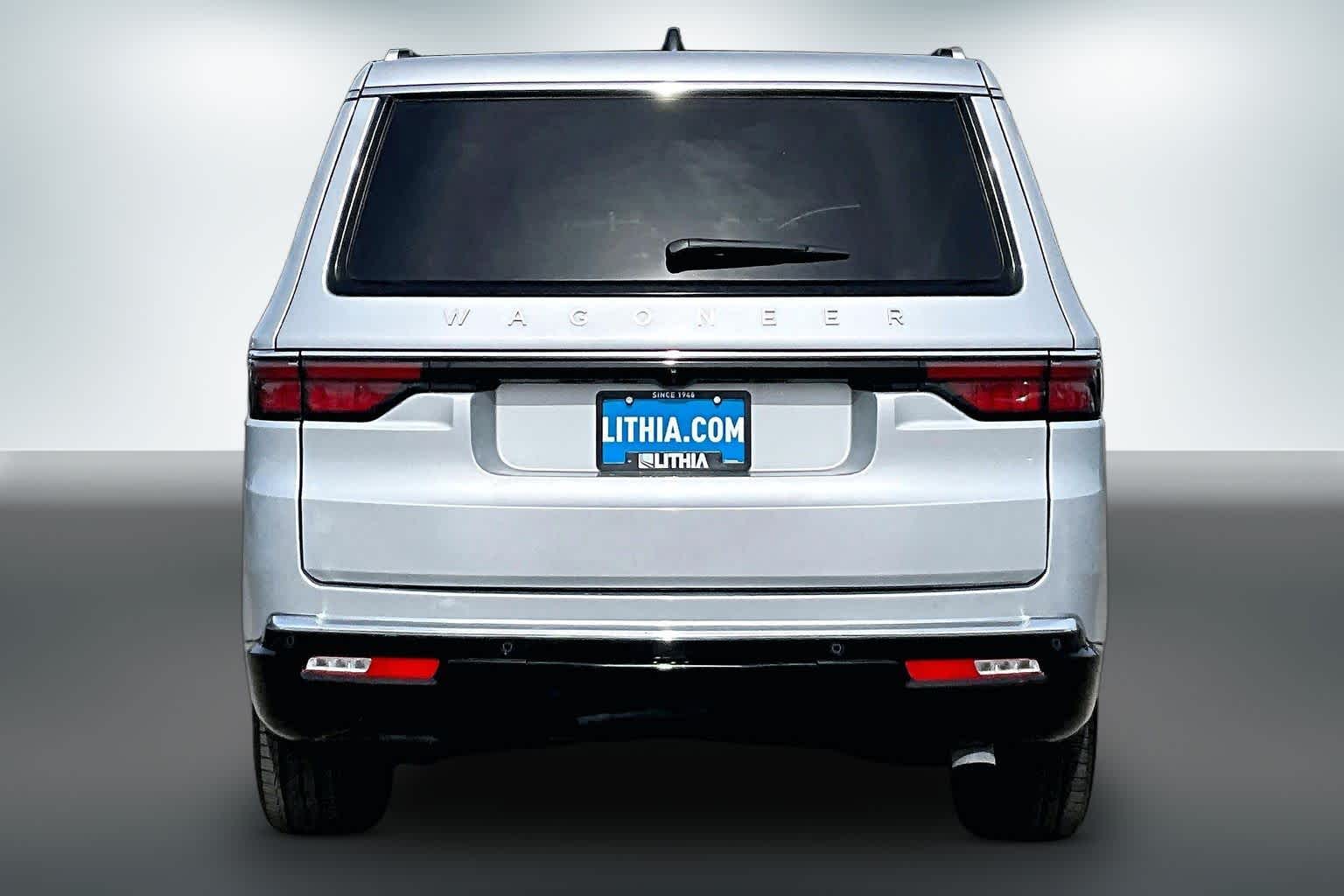 Thumbnail: 2025 Jeep Wagoneer - 5