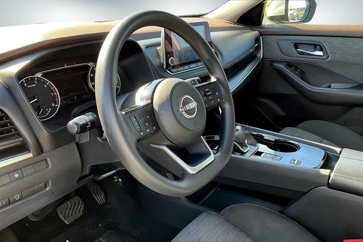 Thumbnail: 2023 Nissan Rogue - 5