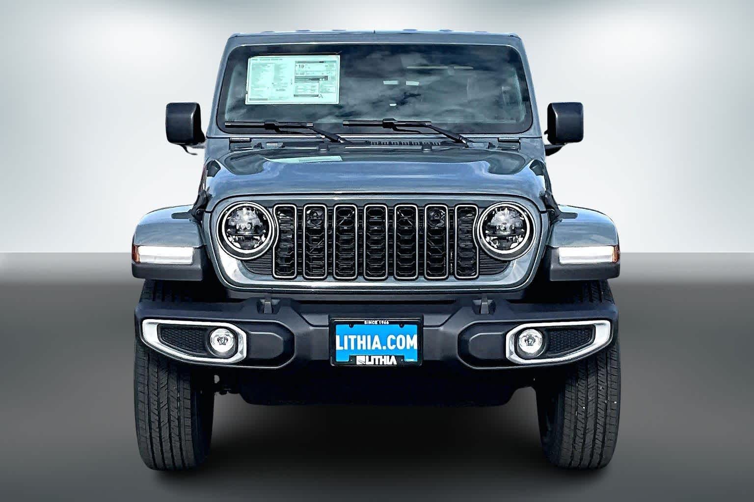 Thumbnail: 2026 Jeep Gladiator - 6