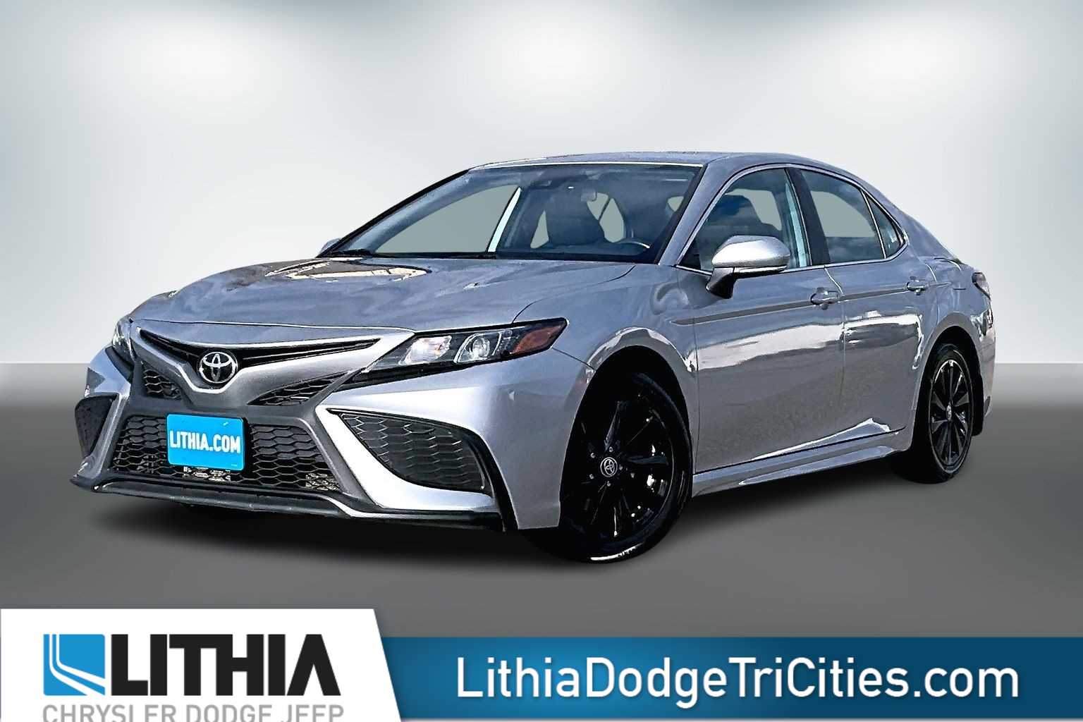 Thumbnail: 2022 Toyota Camry - 1