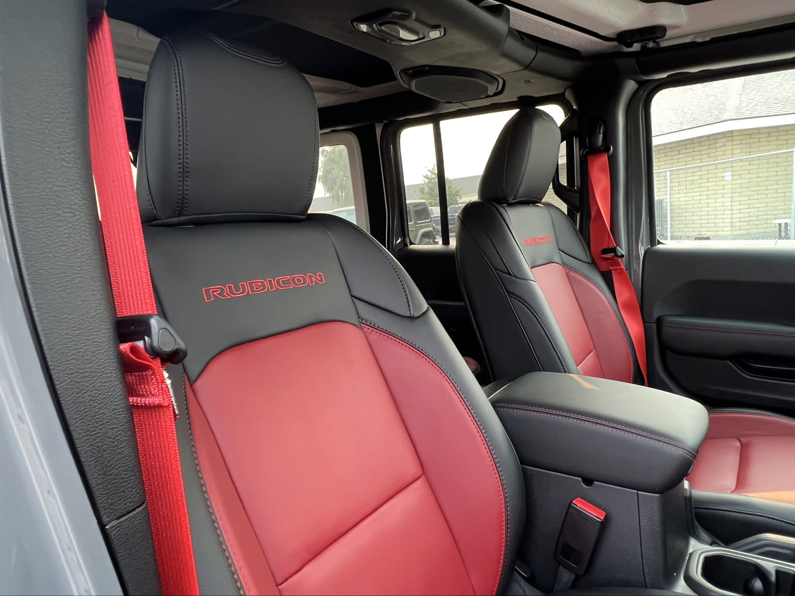 Thumbnail: 2023 Jeep Wrangler - 20