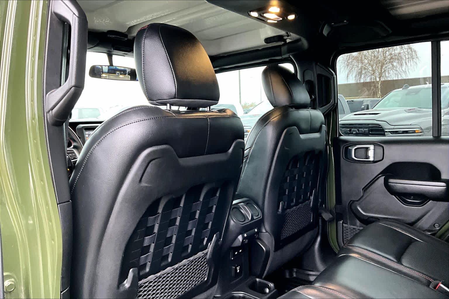 Thumbnail: 2021 Jeep Gladiator - 12