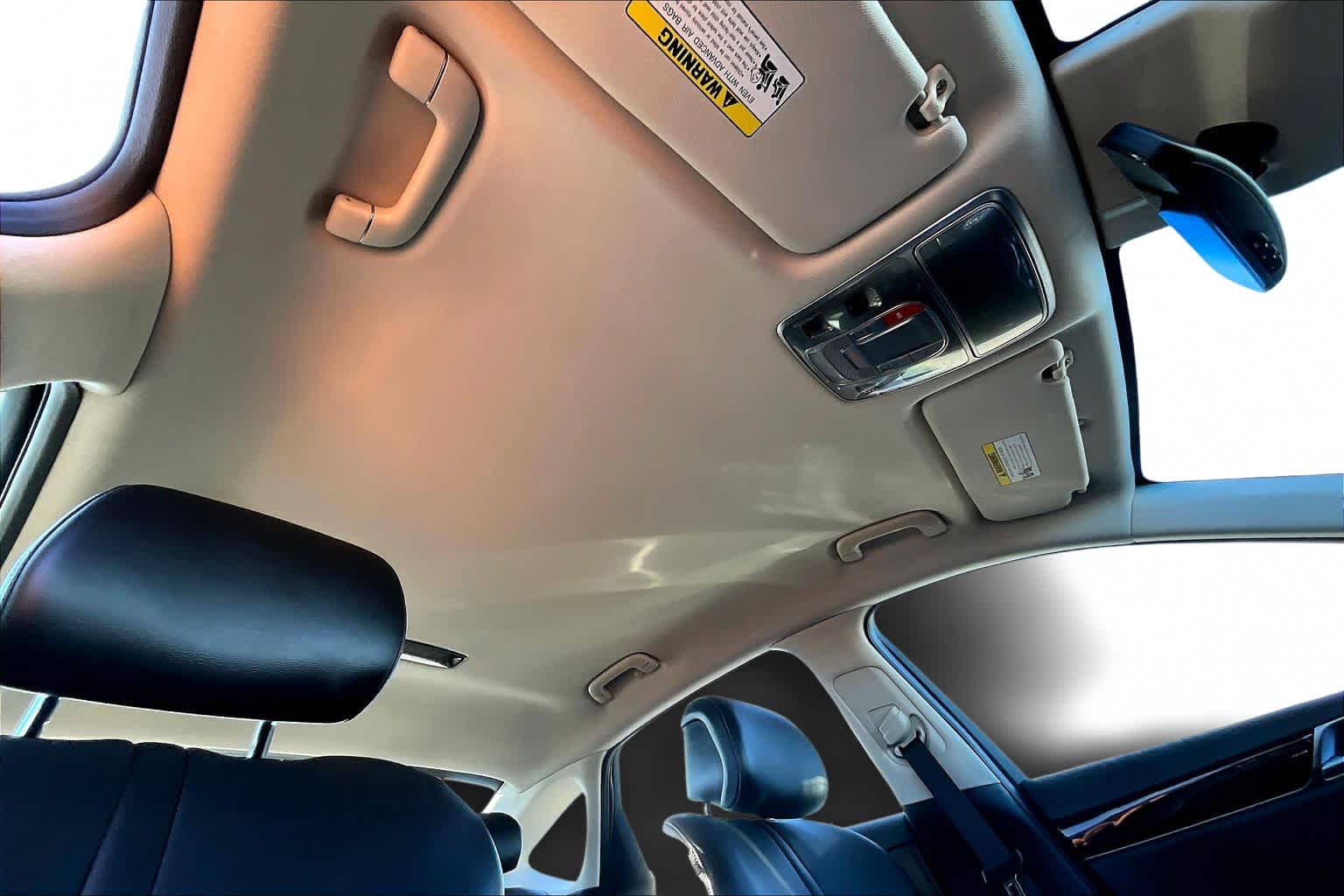 Thumbnail: 2023 Genesis G80 - 31