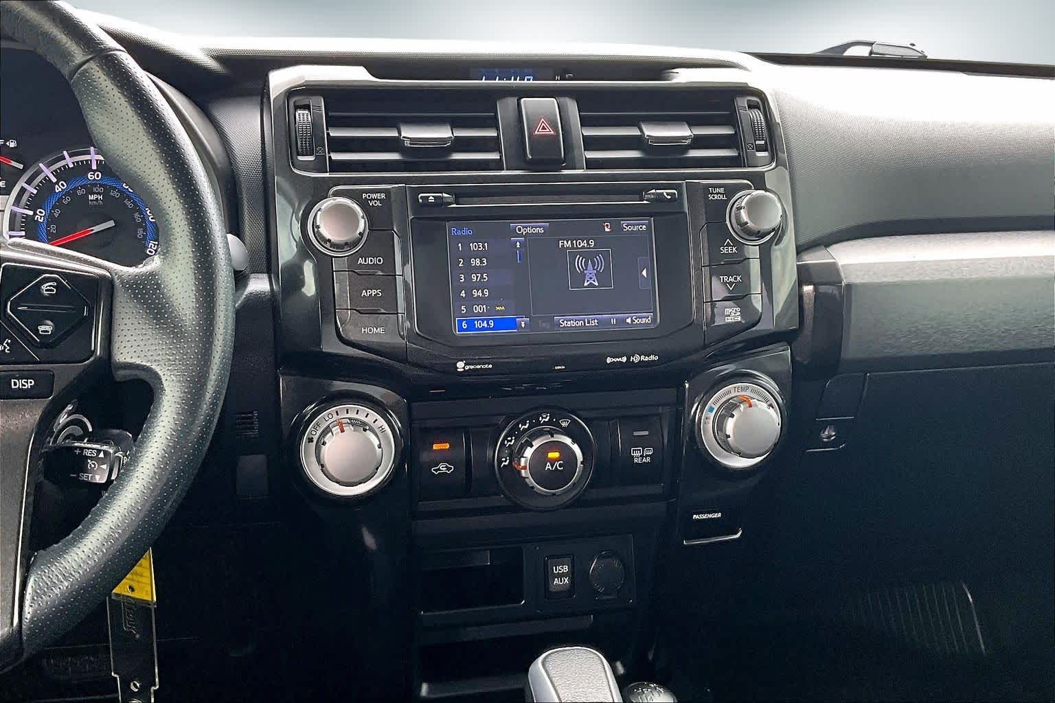 Thumbnail: 2019 Toyota 4Runner - 15