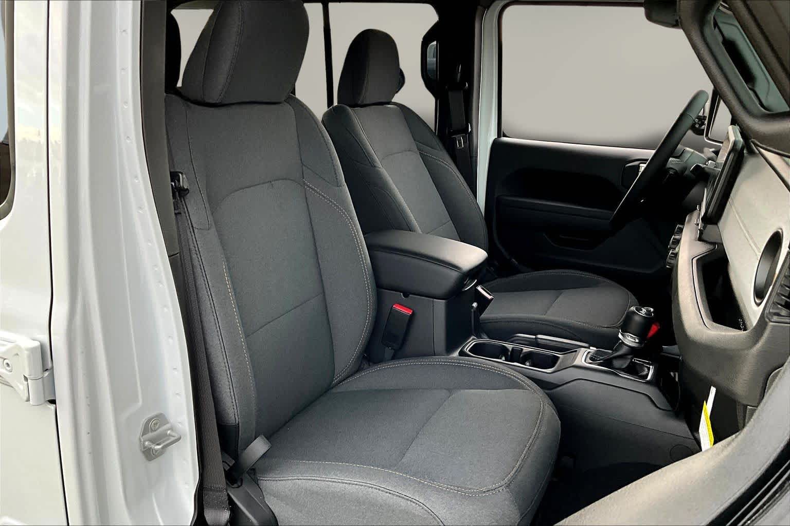 Thumbnail: 2026 Jeep Wrangler - 14